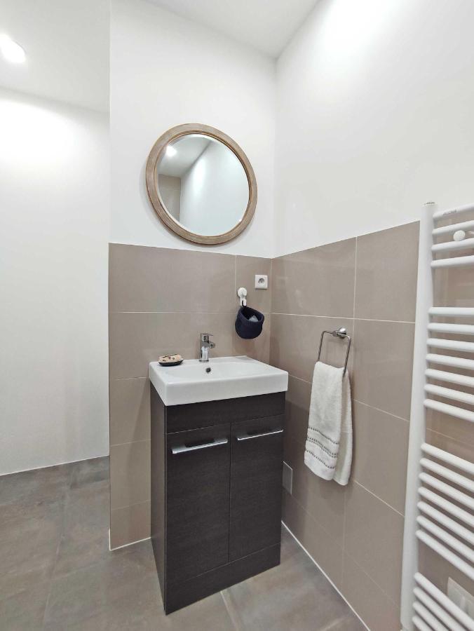 Studio - Pied A Terre ساليو المظهر الخارجي الصورة